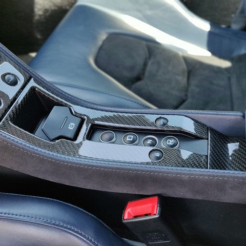 McLaren MP4-12C / 650S / 675LT Carbon Fiber Lower Center Console Insert Cover – Glossy Finish | Interior Trim Upgrade