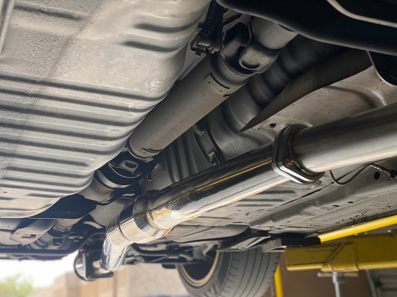Nissan Skyline R33 GTS-T (1993–1998 Japan-Spec) Catback Exhaust System | Top Speed Pro-1 | T304 Stainless Steel | 76mm–89mm Mandrel-Bent Piping | 113mm Polished Tip